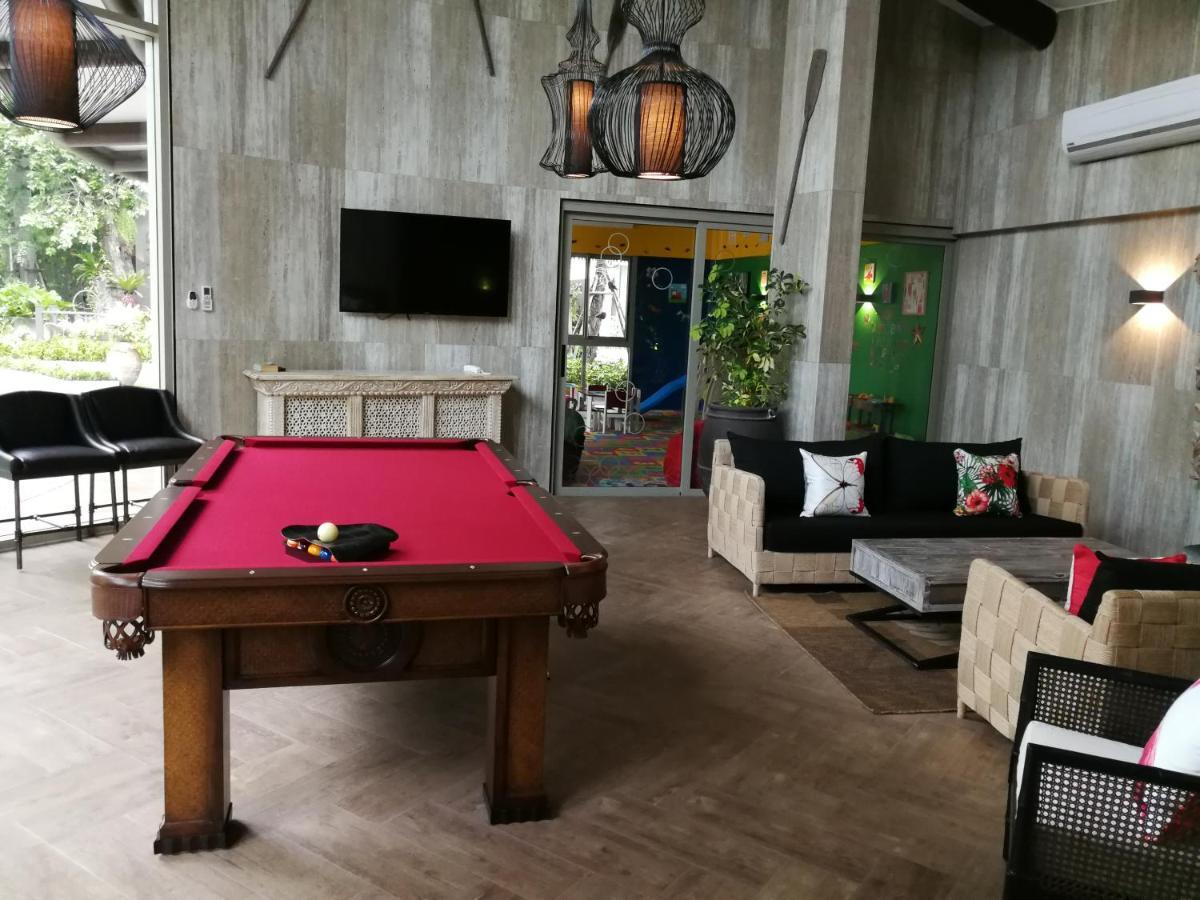The Riviera Wongamat Hong Apartment Pattaja Kültér fotó